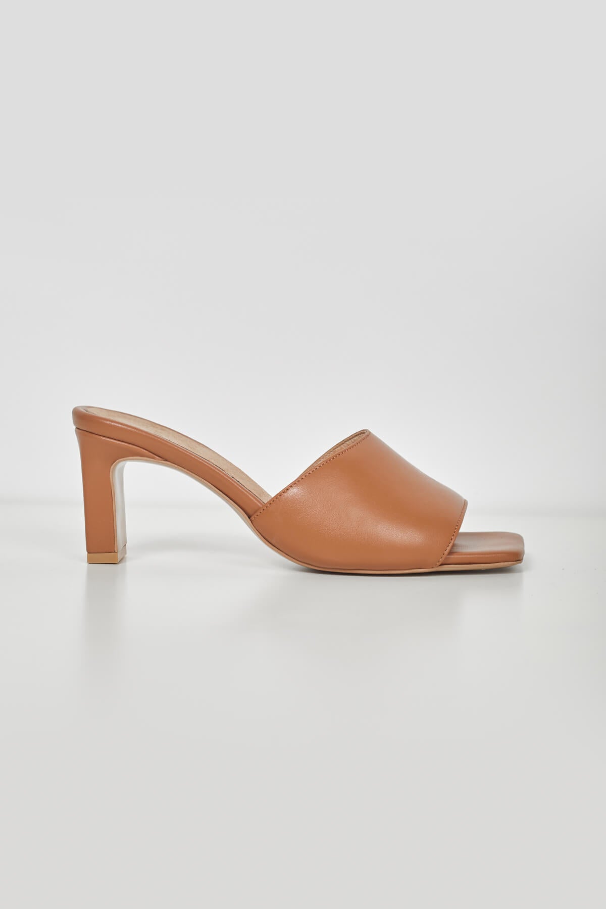 LEATHER MULES