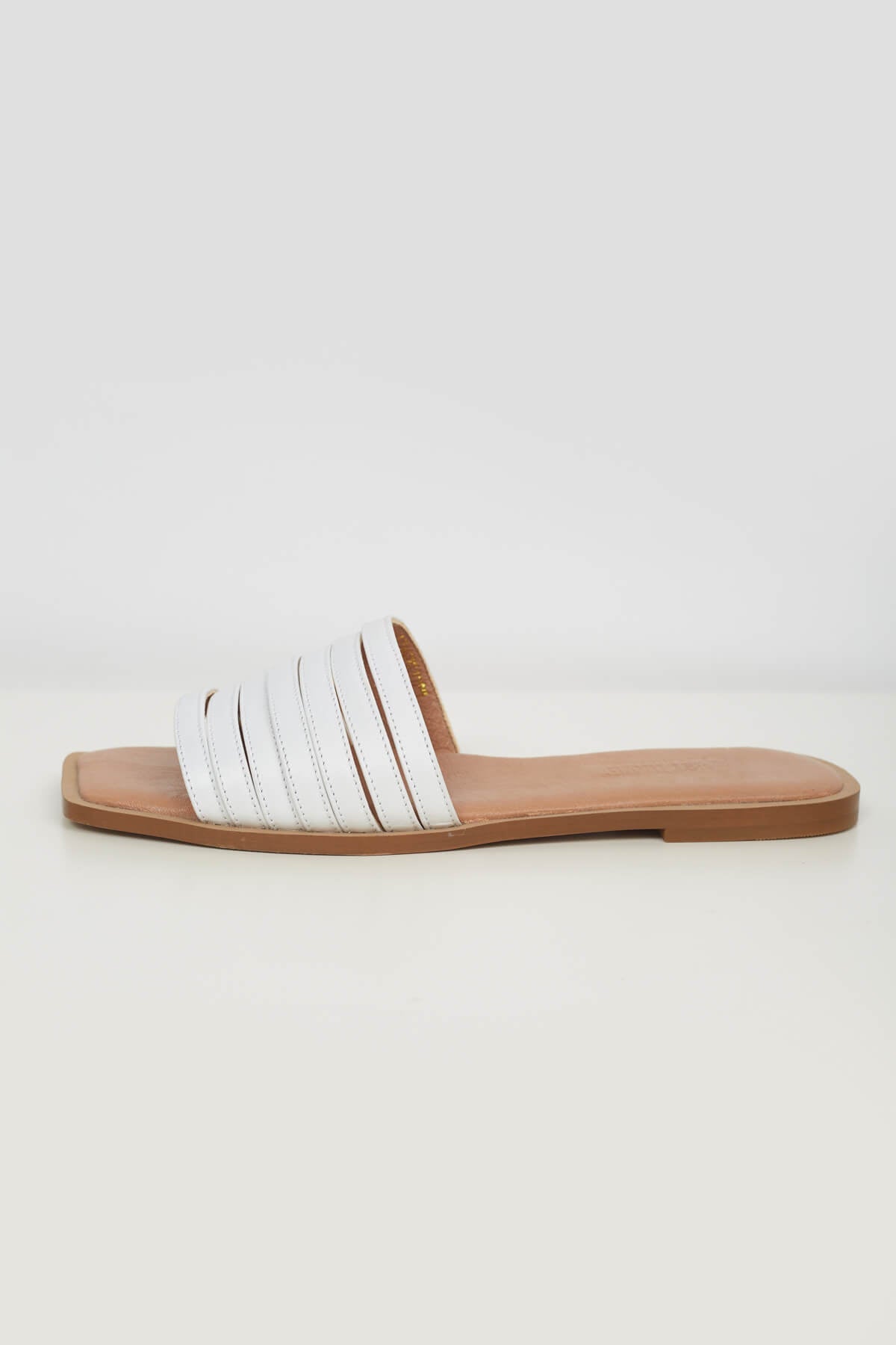 LEATHER LOW-CUT MULES