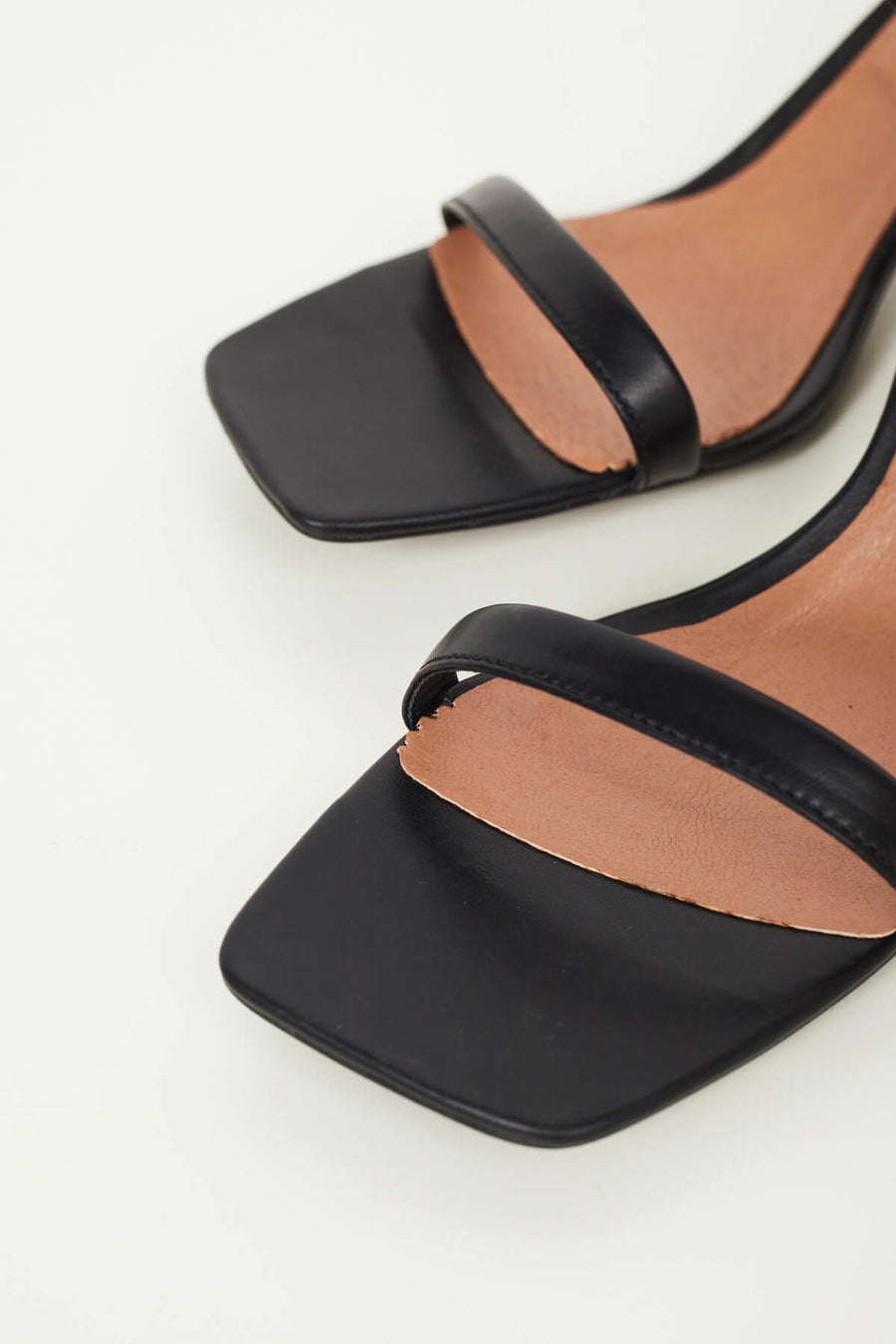 HEELED SANDALS THIN STRAPPY
