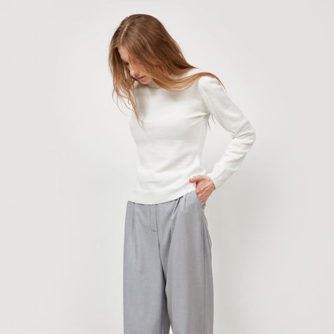 KNITTED MILKY SWEATER WITH WOOL