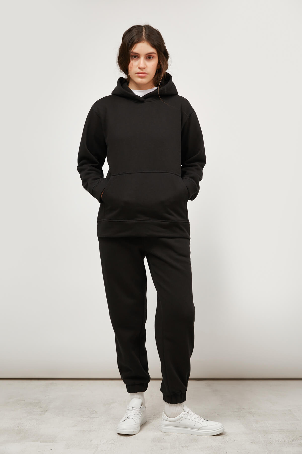 LONGLINE JOGGERS NEW