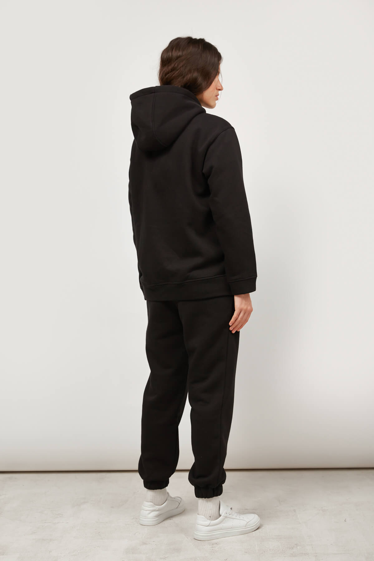 LONGLINE JOGGERS NEW