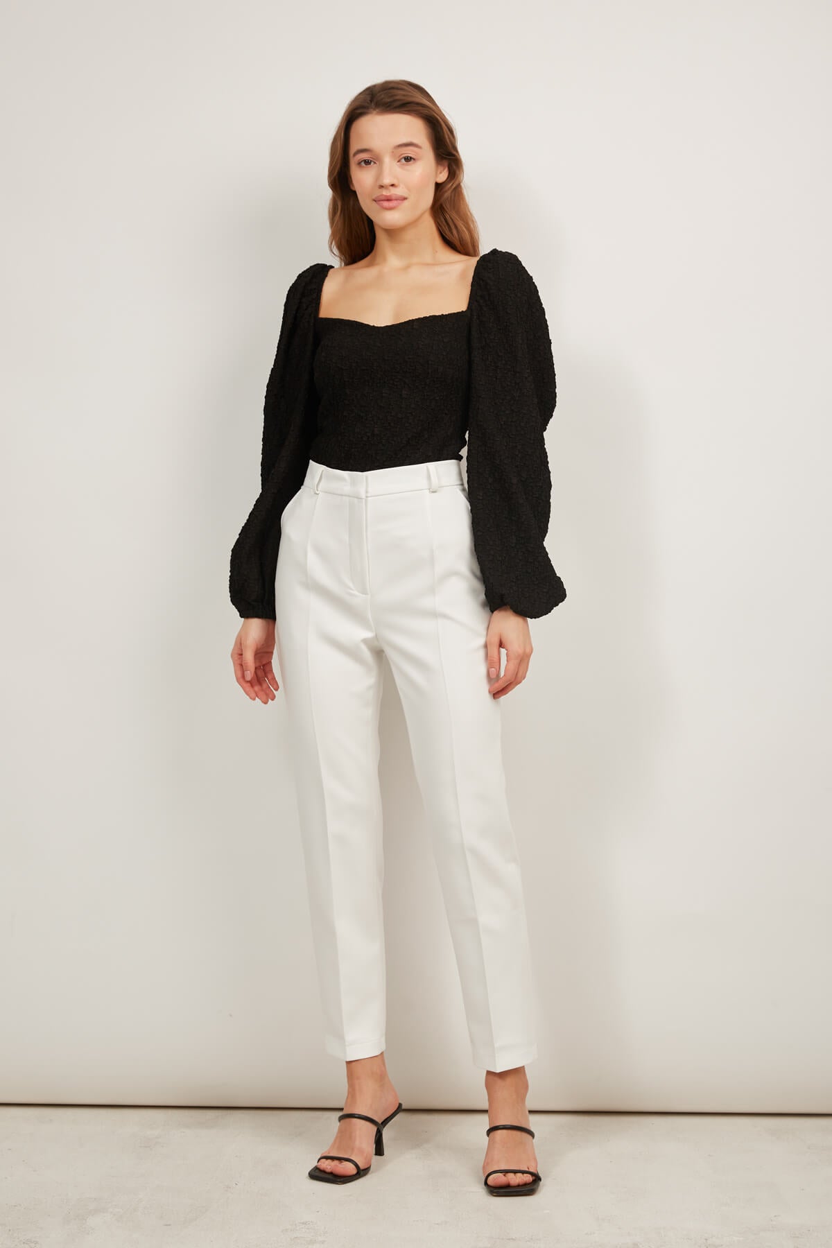 TAPERED TROUSERS