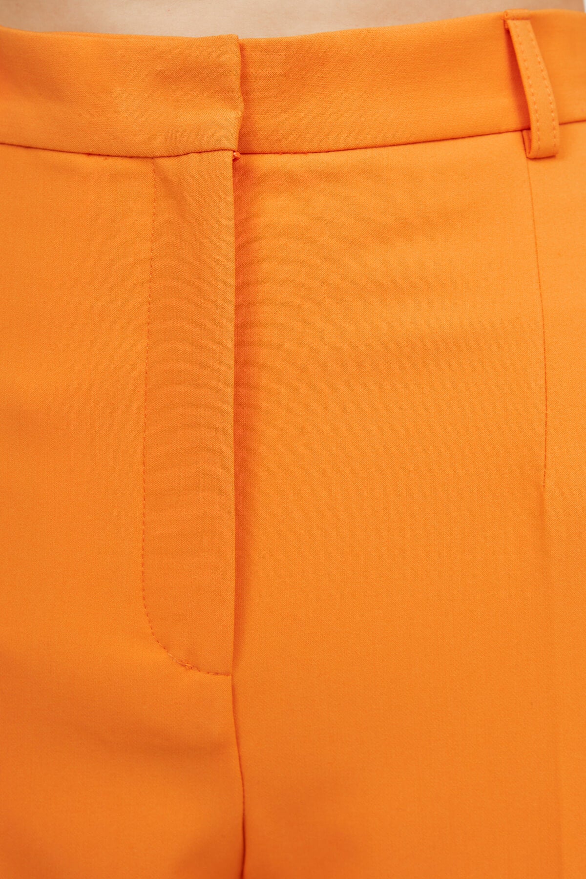 TAPERED TROUSERS