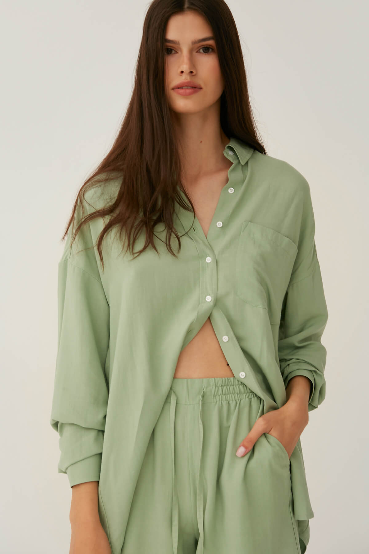 SALVIA GREEN LOOSE-FIT SHIRT WITH LINEN