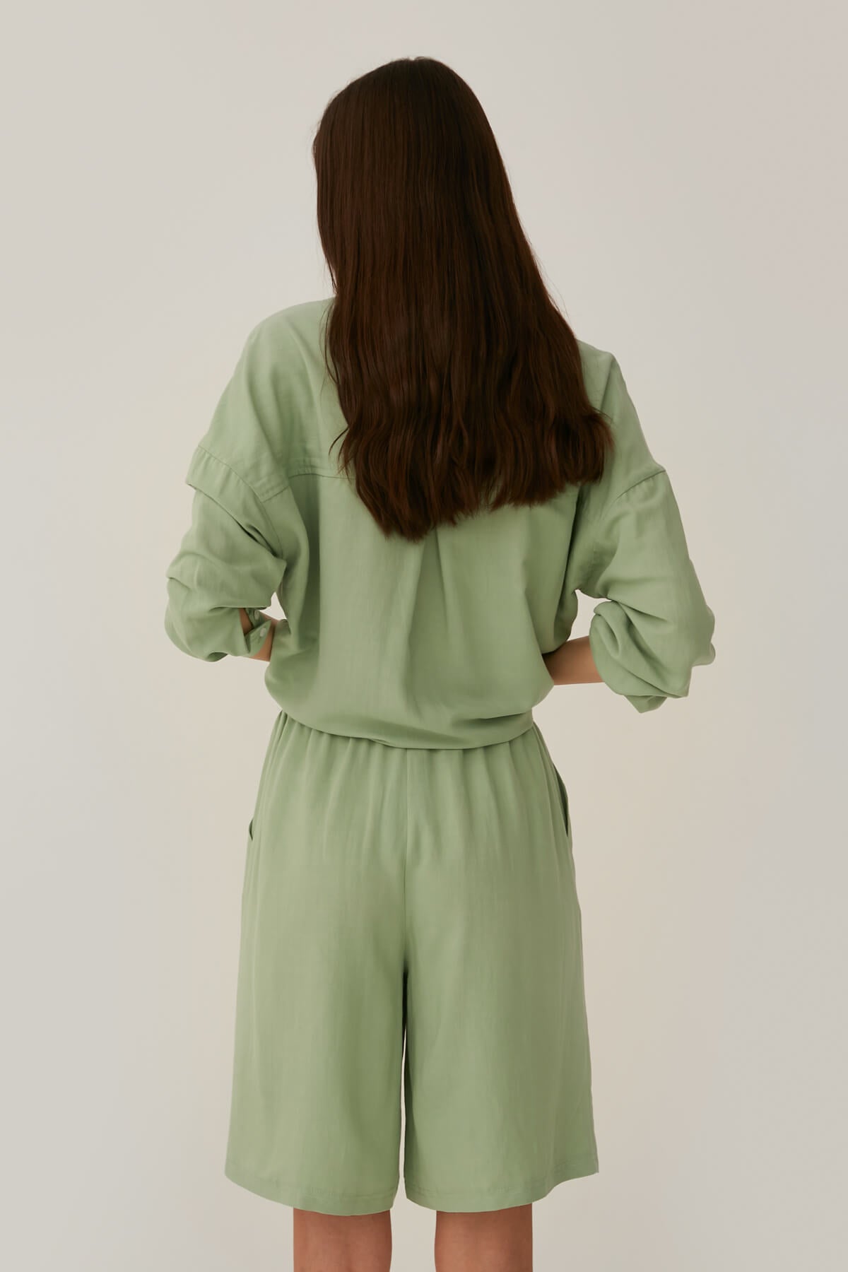 SALVIA GREEN LOOSE-FIT SHIRT WITH LINEN