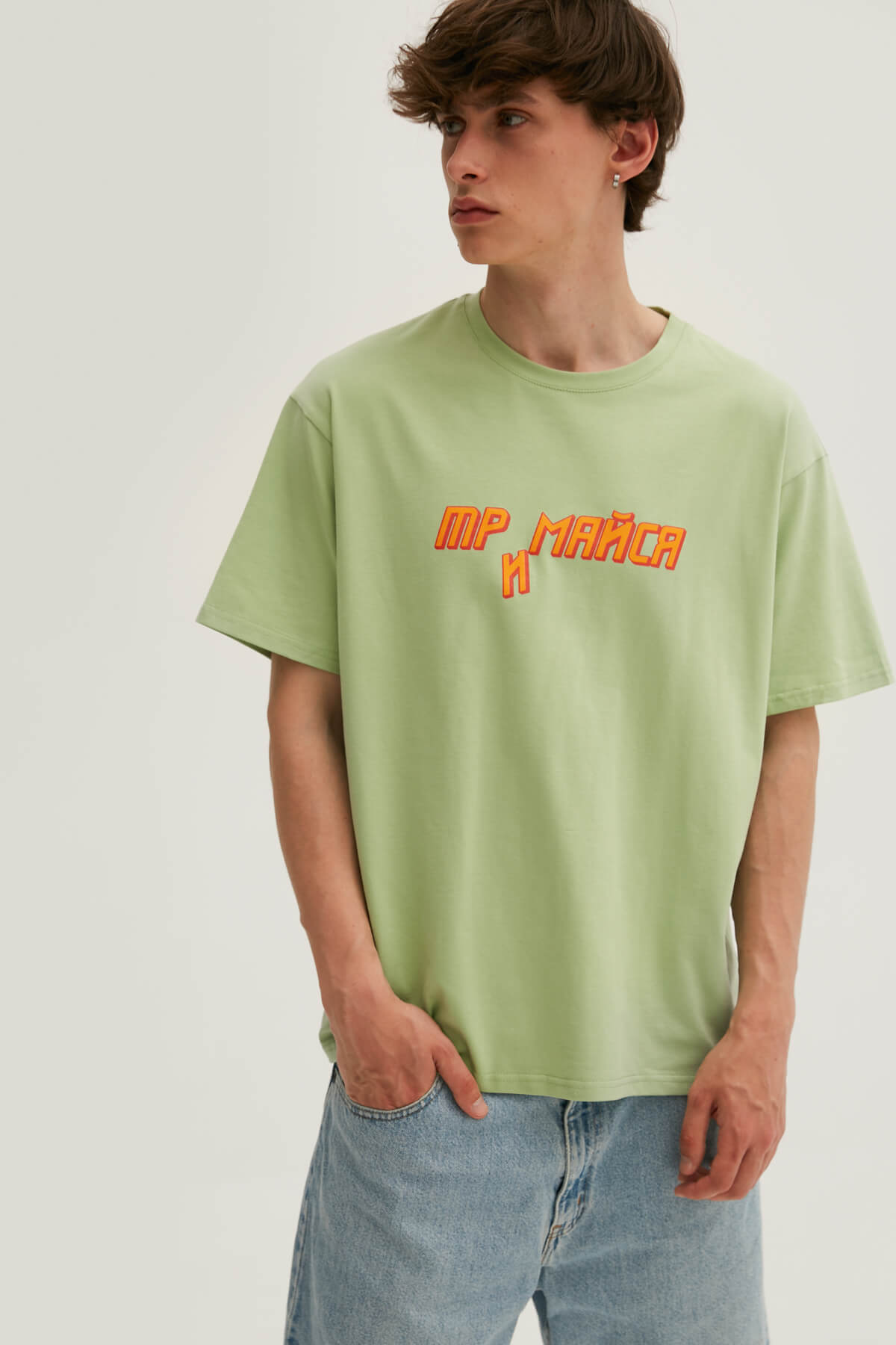 UNISEX T-SHIRT WITH 