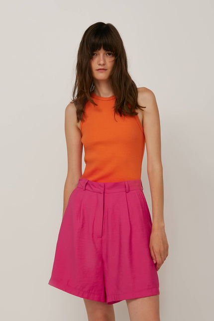 HIGH-WAISTED LOOSE-FIT SHORTS