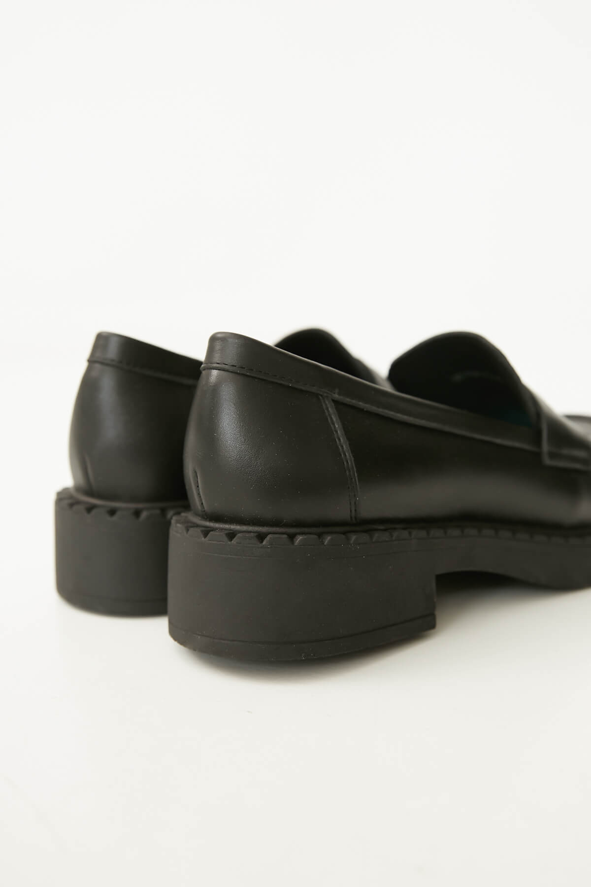 LOAFERS ON A MASSIVE SOLE MADE OF GENUINE LEATHER