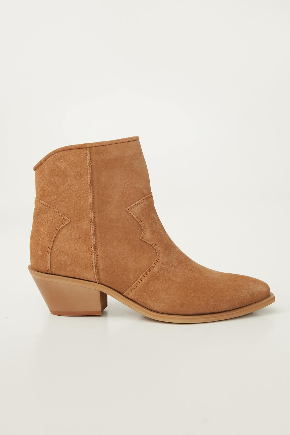 СOWBOY BOOTS