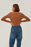 CARAMEL RIBBED JERSEY JUMPER