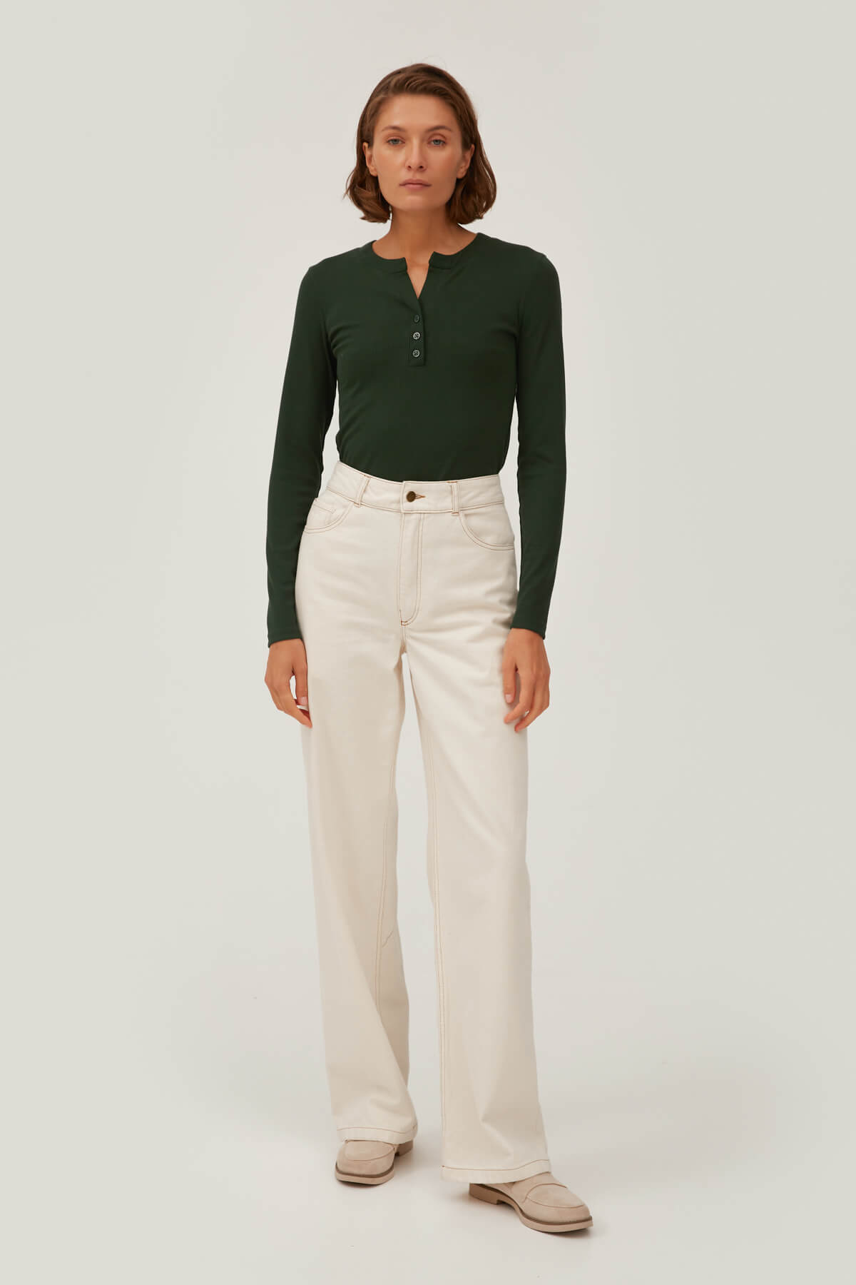 GREEN RIBBED JERSEY JUMPER WITH A STRIPE