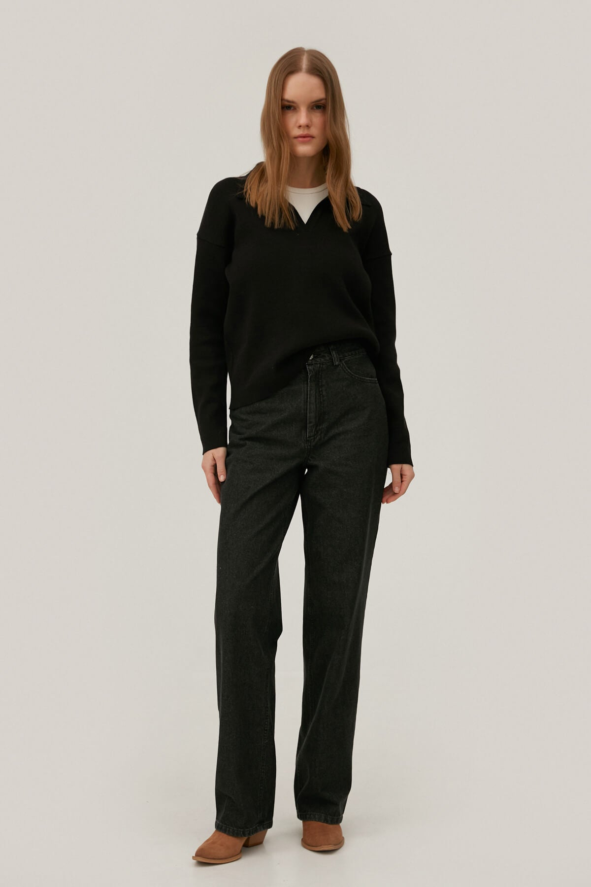 WIDE LEG BLACK ELONGATED JEANS