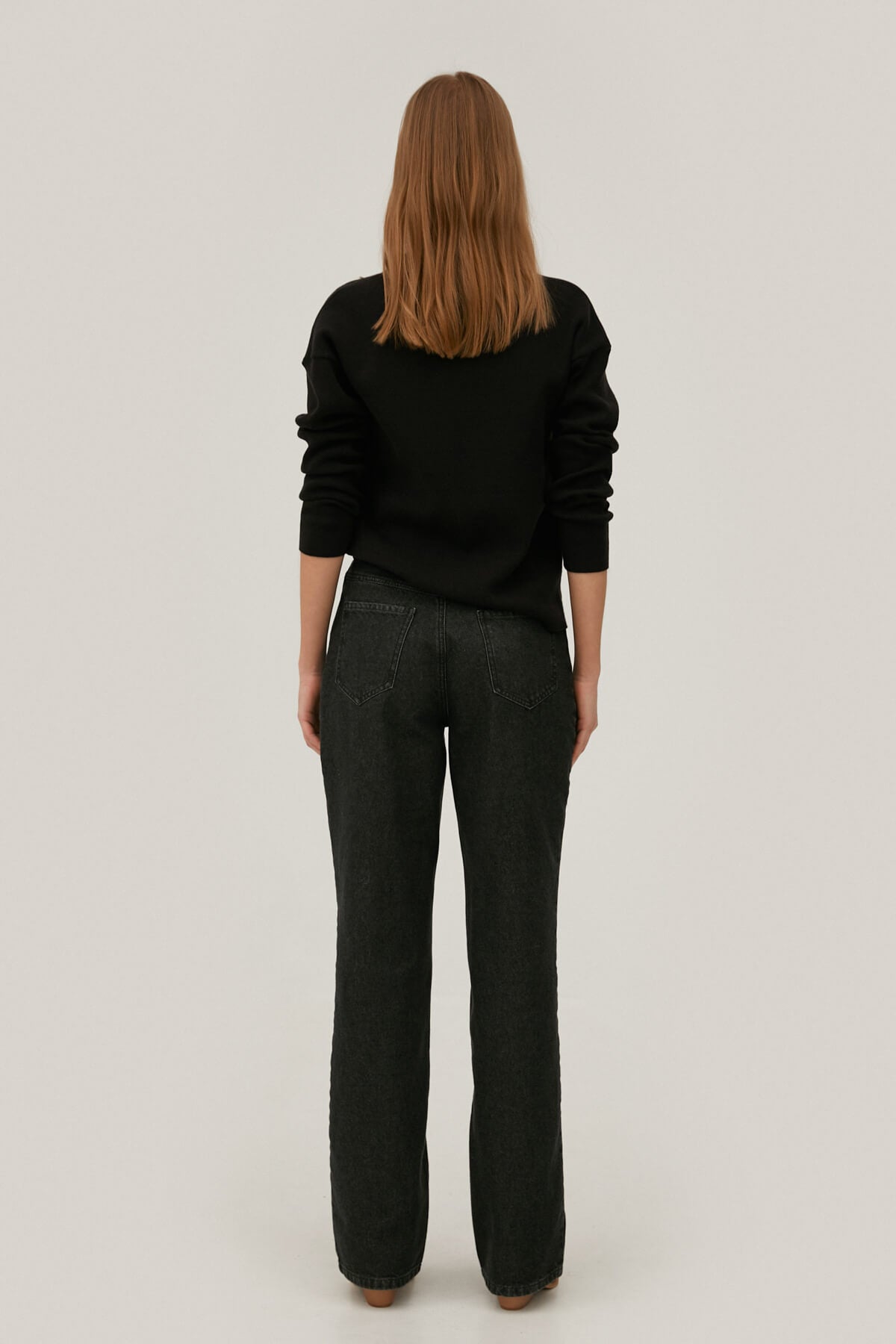 WIDE LEG BLACK ELONGATED JEANS