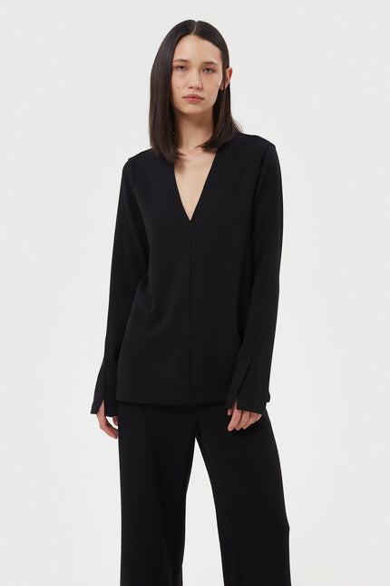 BLACK V-NECK JUMPER WITH VISCOSE