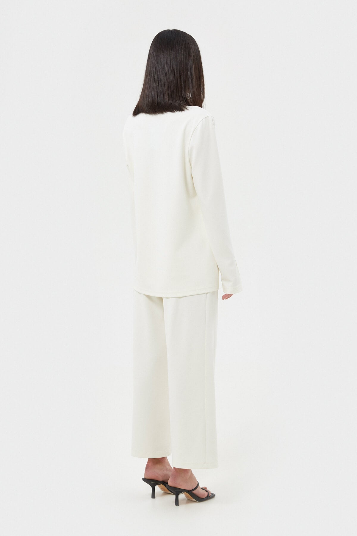 MILKY JERSEY V-NECK JUMPER