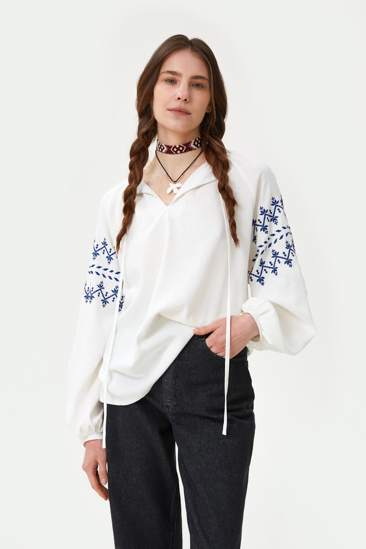 MILKY LINEN VYSHYVANKA SHIRT WITH ZIGZAGS EMBROIDERY