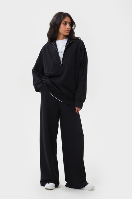SWEATSHIRT WITH ZIPPED COLLAR