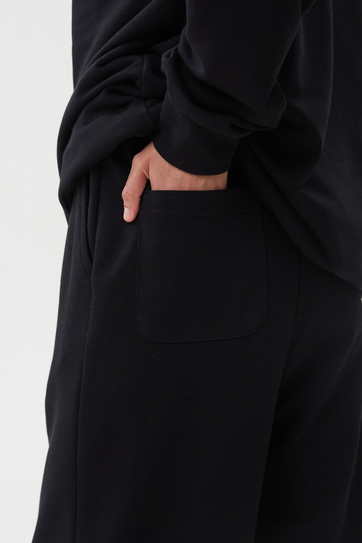 LOOSE FIT JERSEY PANTS