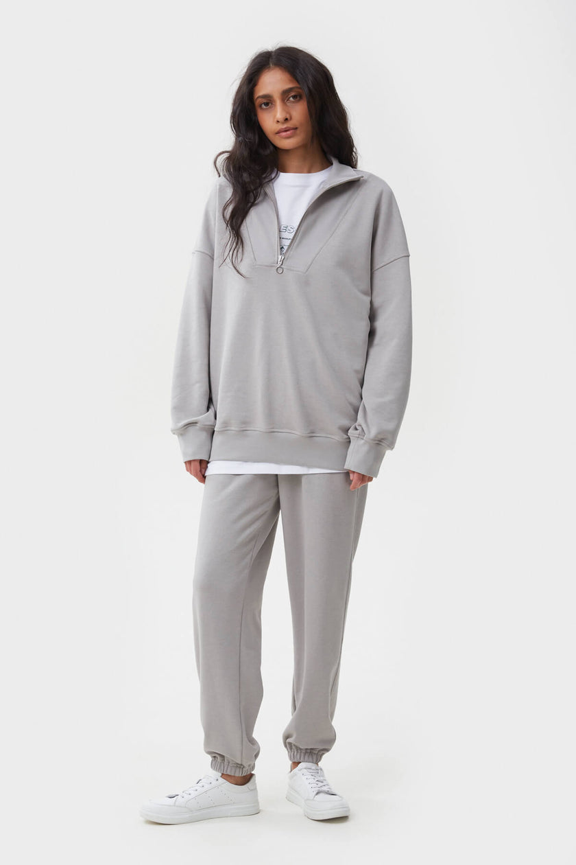 SWEATSHIRT WITH ZIPPED COLLAR