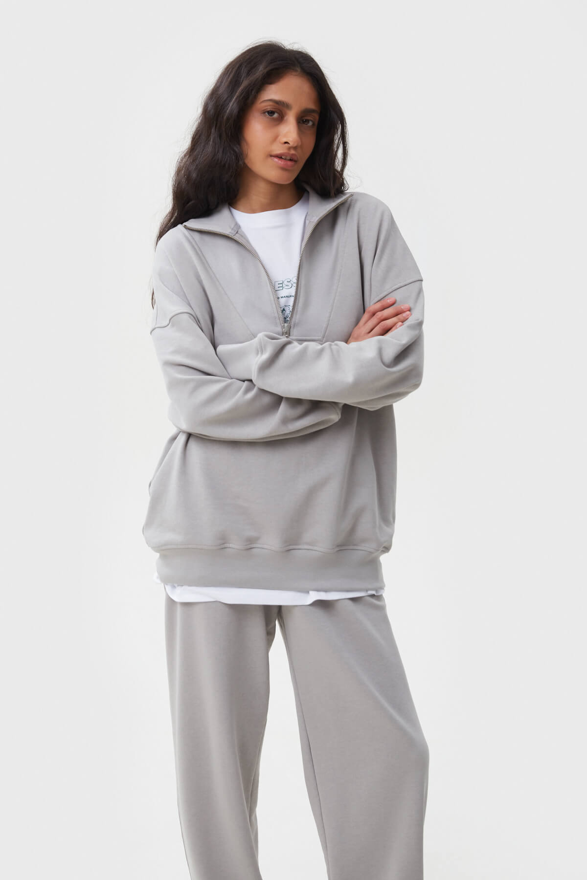 SWEATSHIRT WITH ZIPPED COLLAR