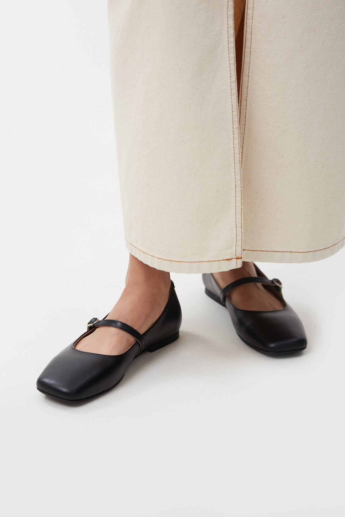 MARY JANE BALLET FLATS MADE OF GENUINE LEATHER