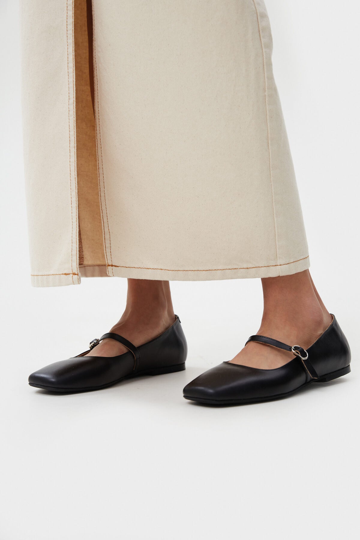 MARY JANE BALLET FLATS MADE OF GENUINE LEATHER