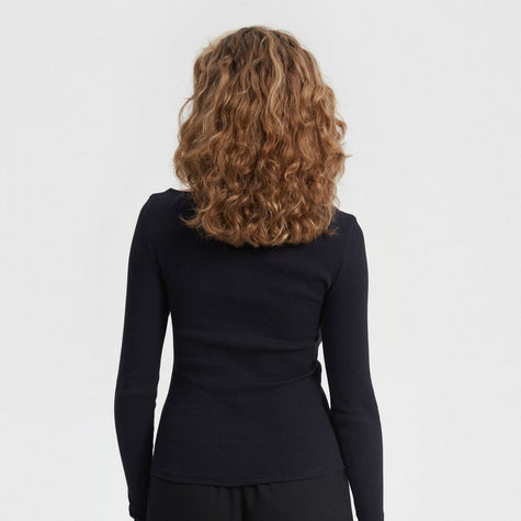 BLACK JERSEY JUMPER WITH FIGURED NECK