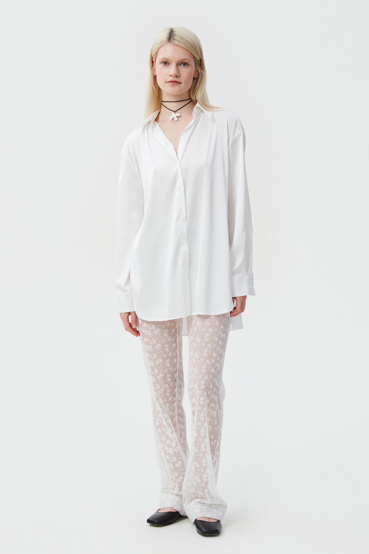 FLARED LACE PANTS
