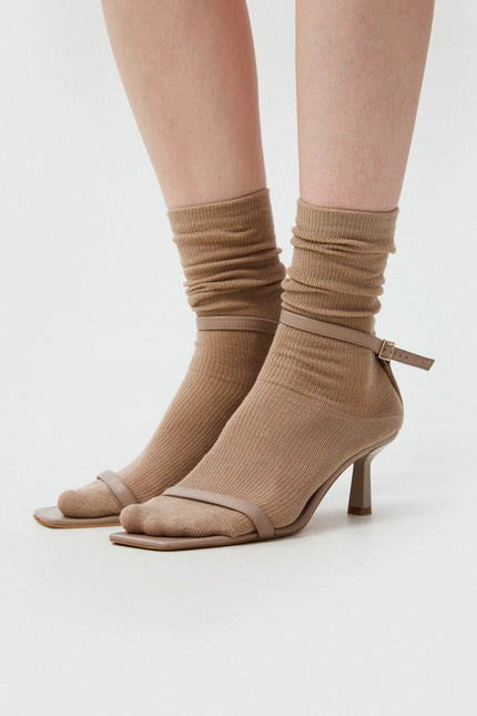 Ribbed cotton high socks