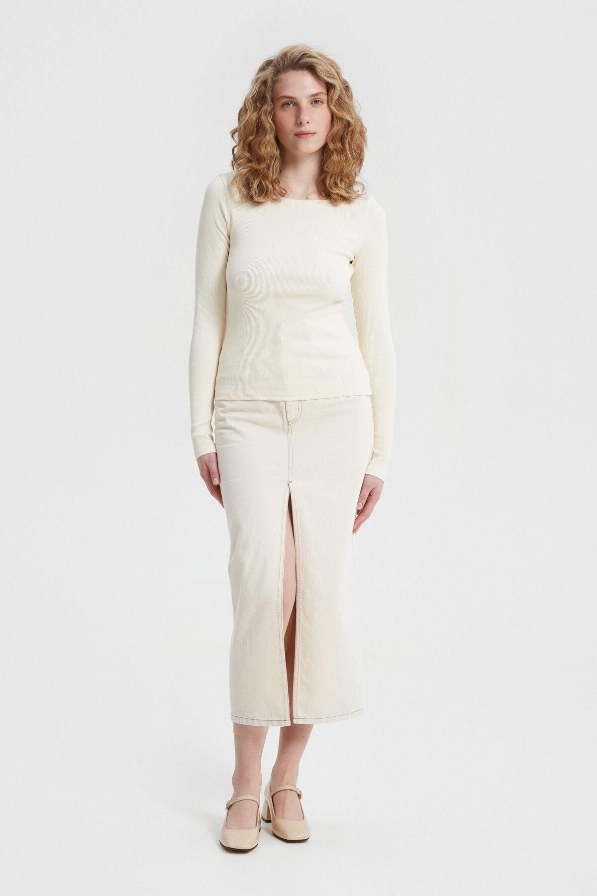 MILKY JERSEY JUMPER WITH FIGURED NECK