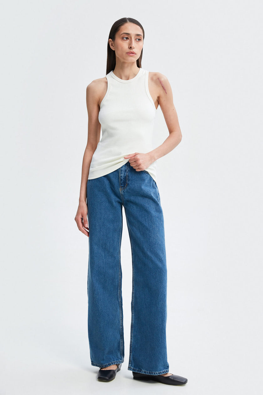 STRAIGHT-CUT JEANS