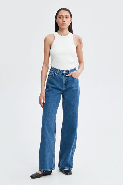 STRAIGHT-CUT JEANS