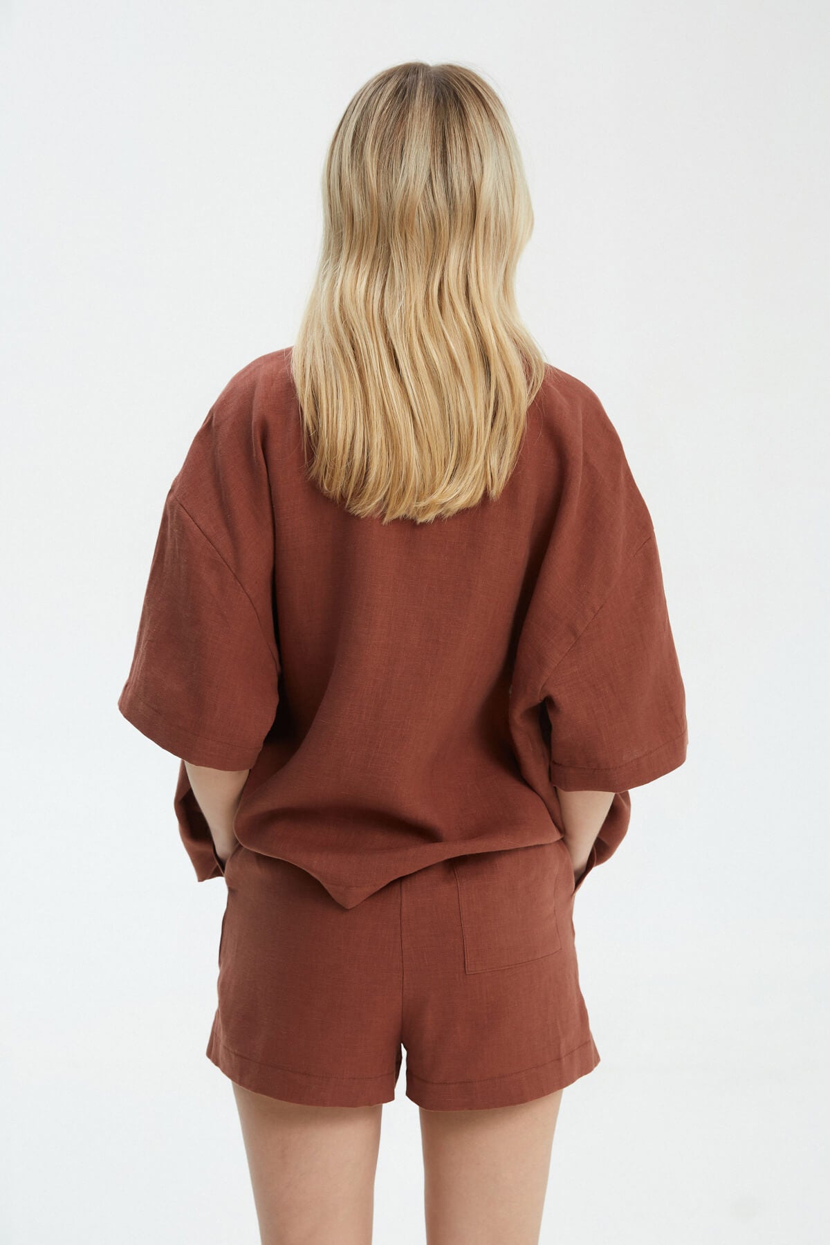 CHOCOLATE LINEN SHIRT WITH ELBOW LENGTH SLEEVES