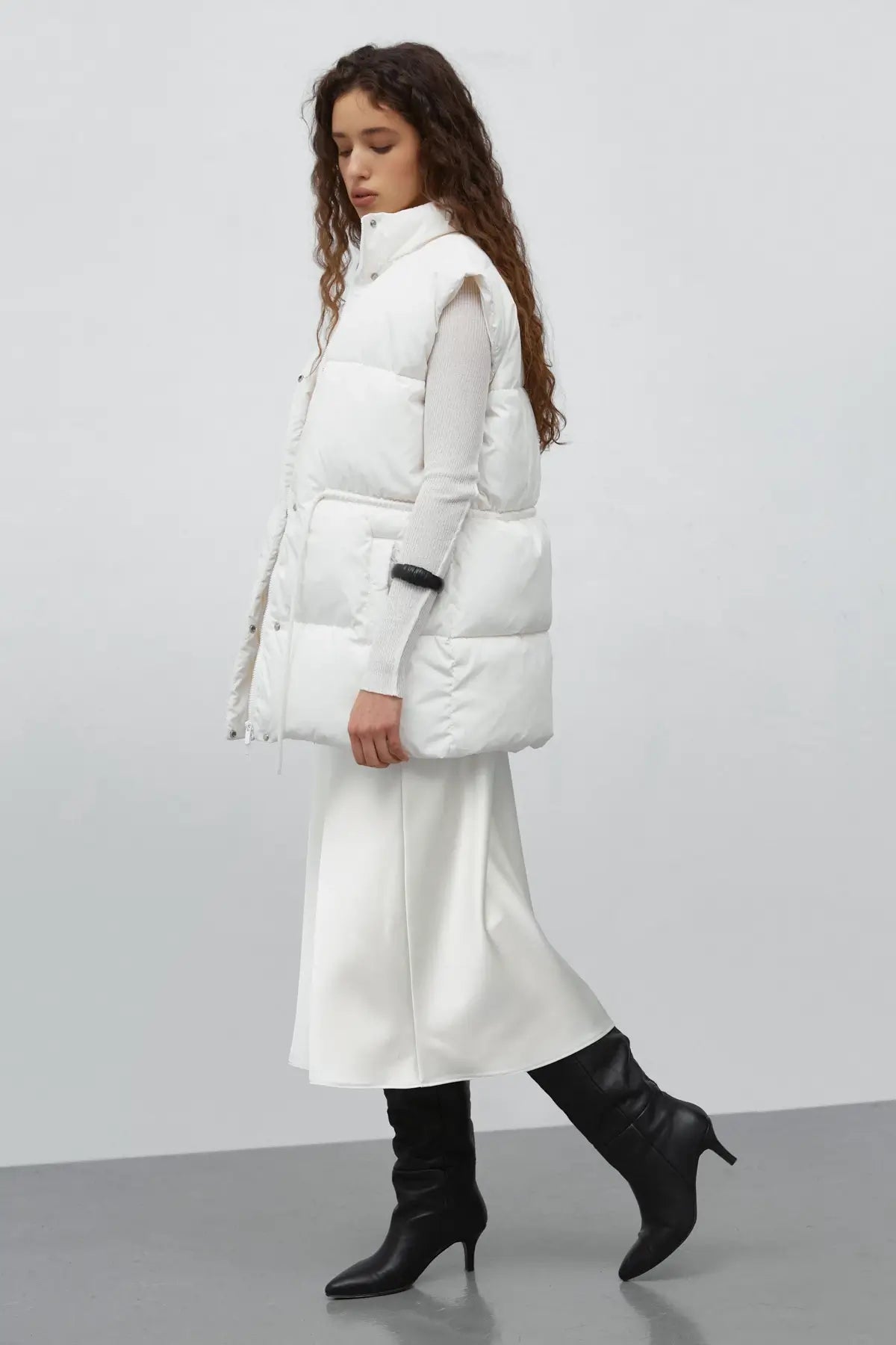 MILKY QUILTED WAISTCOAT