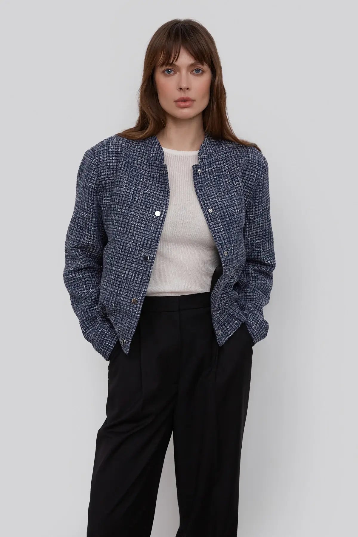NAVY BOMBER JACKET IN TWEED SUIT