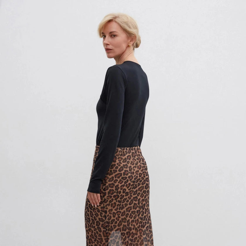 Chiffon midi skirt with a leopard print