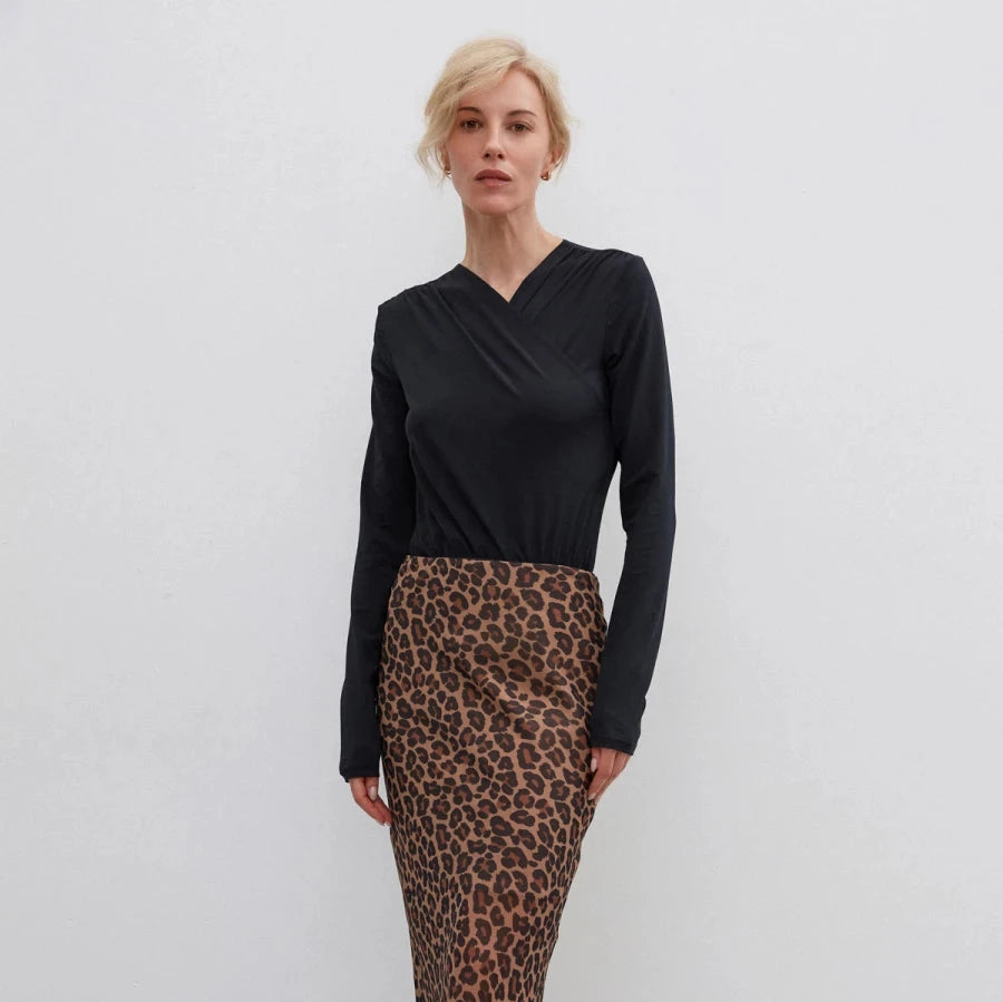 Chiffon midi skirt with a leopard print