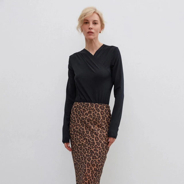 Chiffon midi skirt with a leopard print