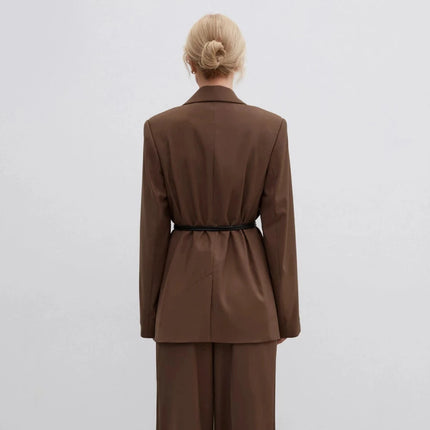 Chocolate single-breasted straight-cut jacket made of viscose.