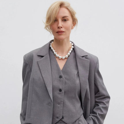 Gray classic cut vest made of viscose