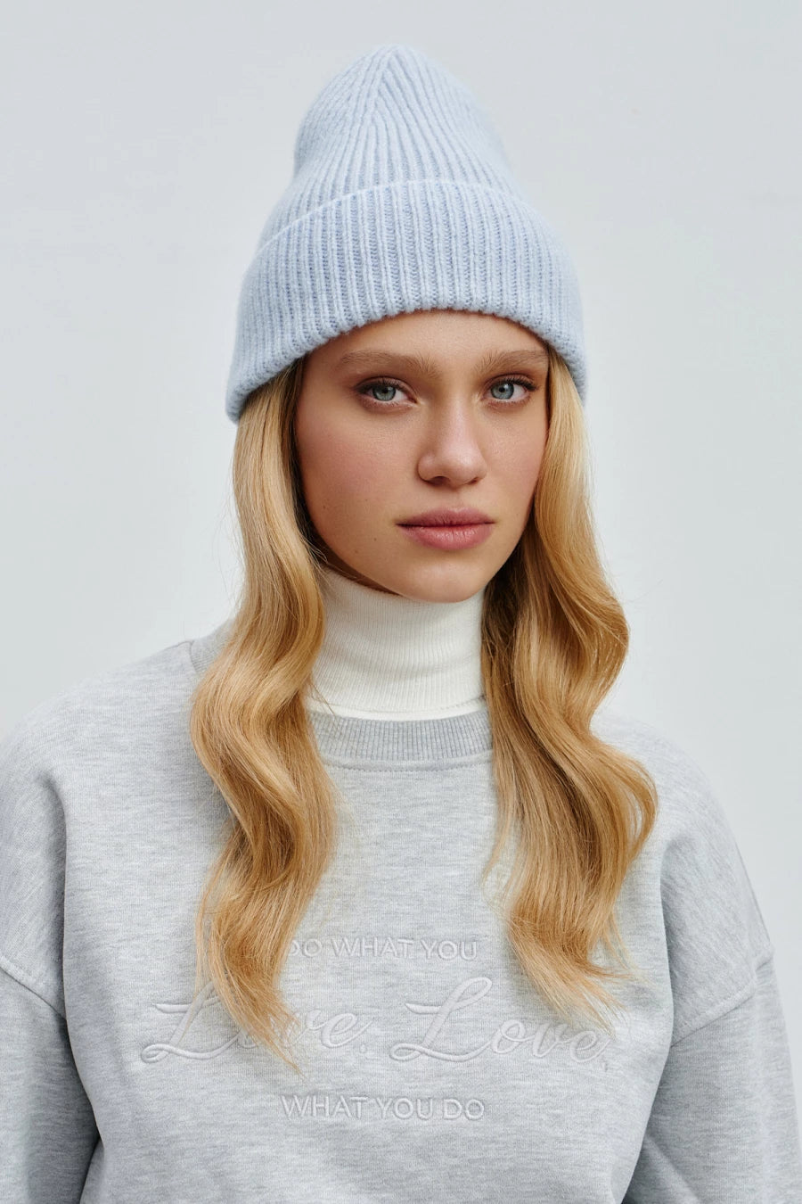 Cashmere knitted beanie hat
