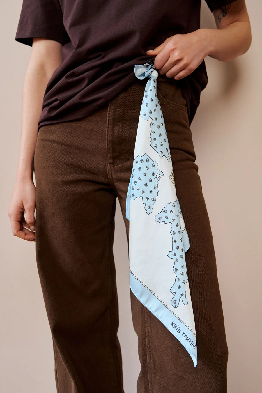 Artificial silk scarf 