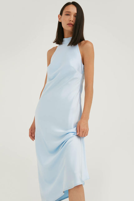 DRESS WITH A HIGH COLLAR