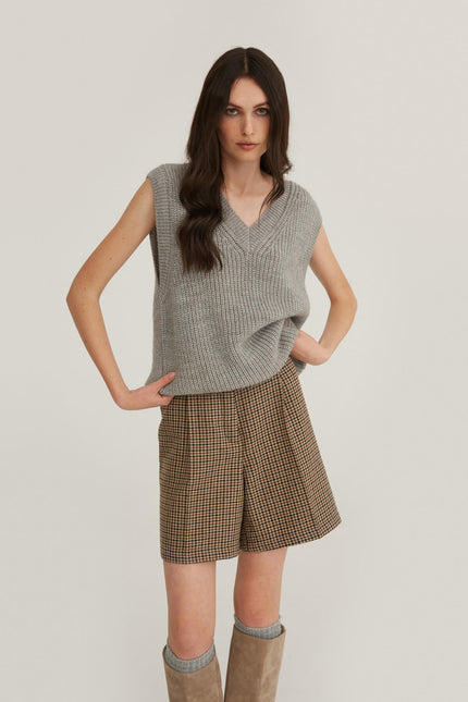STRAIGHT-CUT ELONGETAED SHORTS