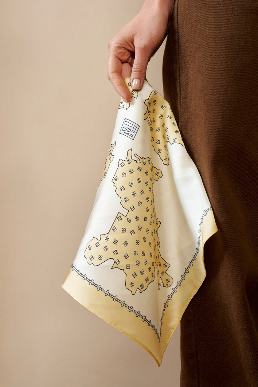 Artificial silk scarf 
